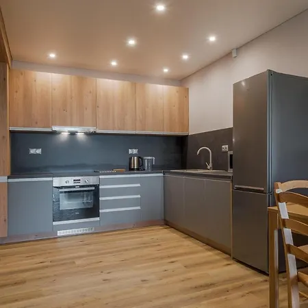 Doma Domasa Holcikovce