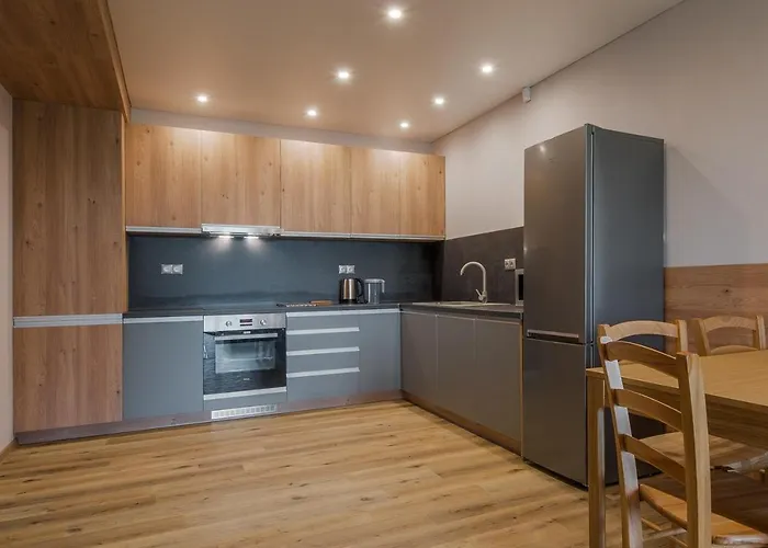 Doma Domasa Holcikovce